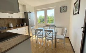 Nowoczesny i duży Apartament, 10 min od Starego Miasta