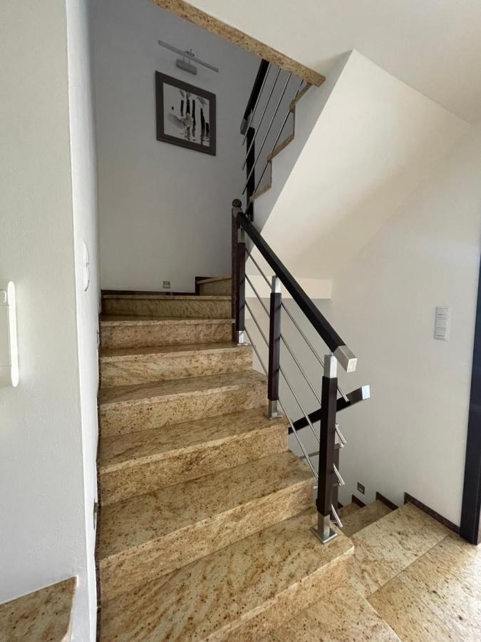 Nowoczesny i duży Apartament, 10 min od Starego Miasta Zamość Zewnętrze zdjęcie