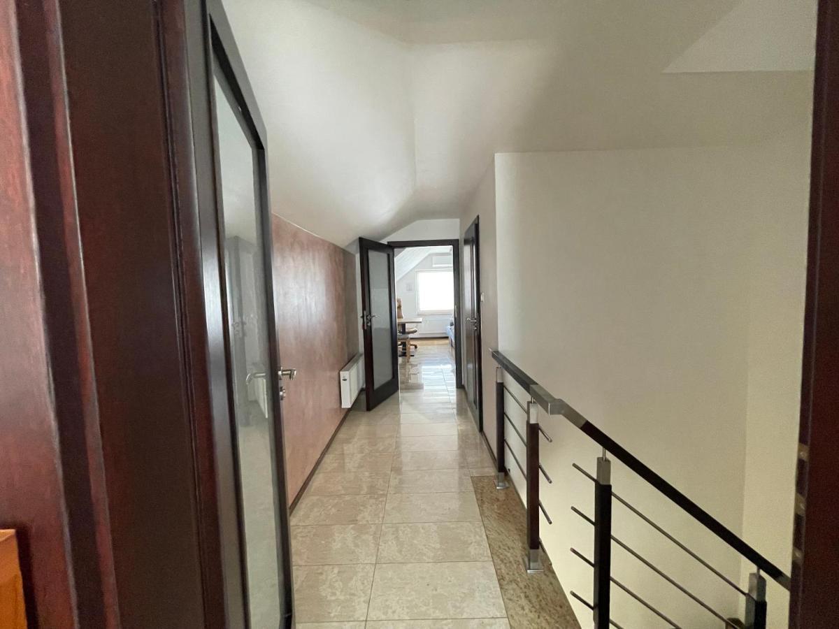 Nowoczesny i duży Apartament, 10 min od Starego Miasta Zamość Zewnętrze zdjęcie